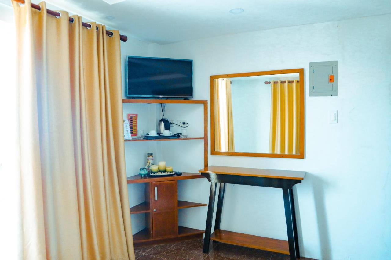 Youhan Beach Resort 산 안토니오 외부 사진